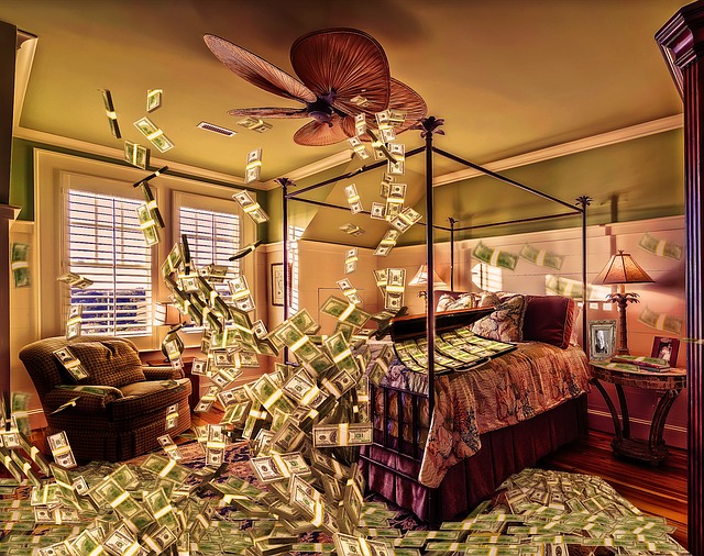 místnost plná peněz